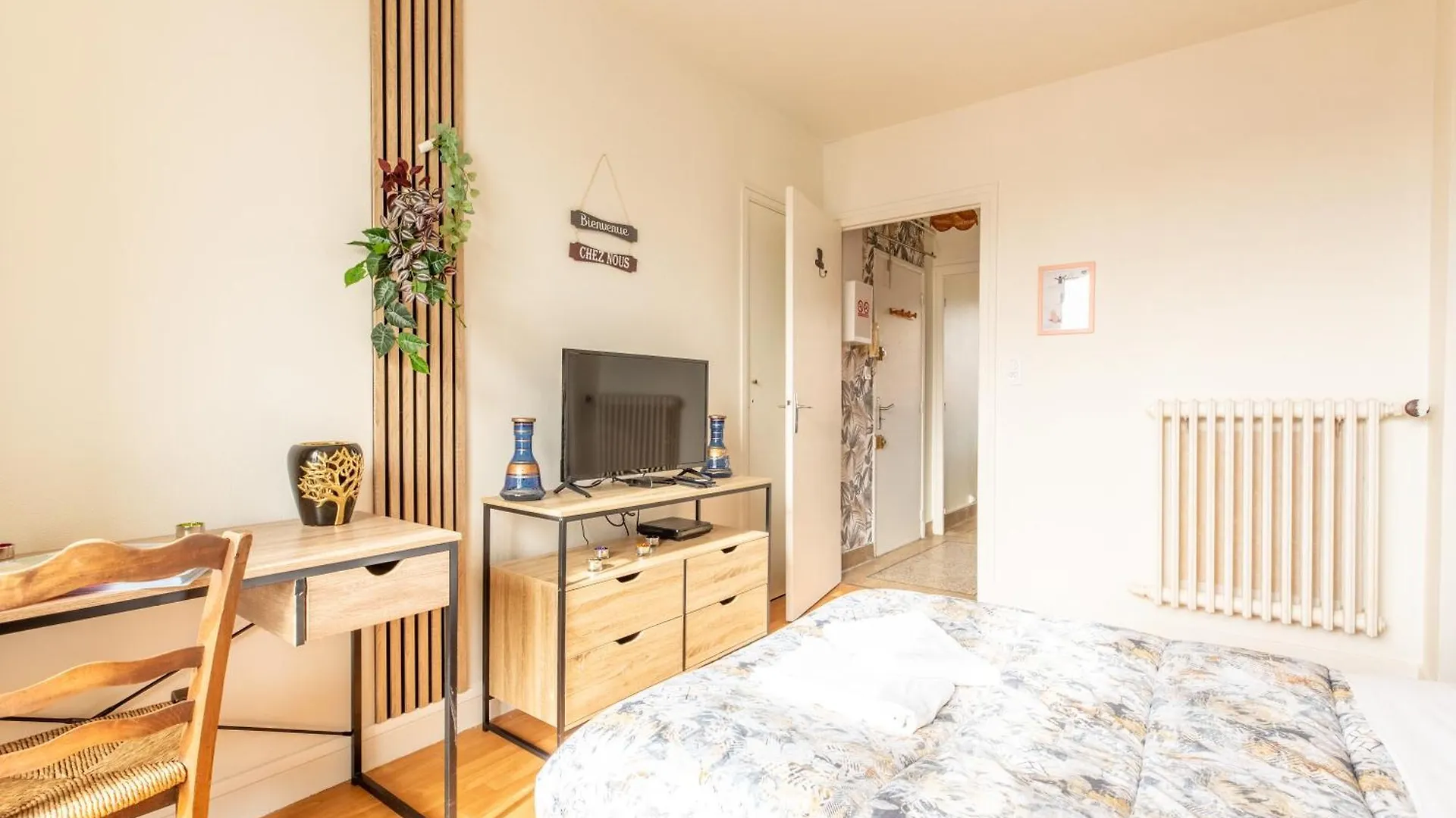 Cosy T1 Lavoisier Tout Equipee Avec Balcon Cl-Fd Clermont-Ferrand 0*,  France